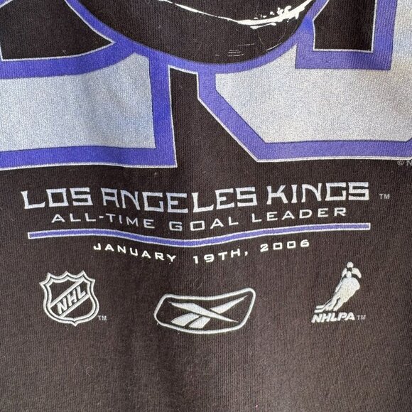 LA Kings Hockey Reebok King Of Kings 20th Anniversary Luc Robitaille T-Shirt L - Picture 5 of 7